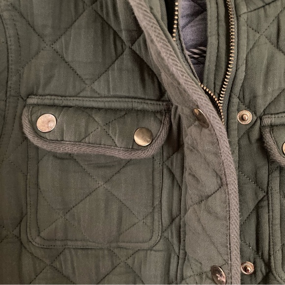 Market & Spruce Olive Quilted Jacket with Gold Buttons and zipper Size XS - Picture 4 of 11